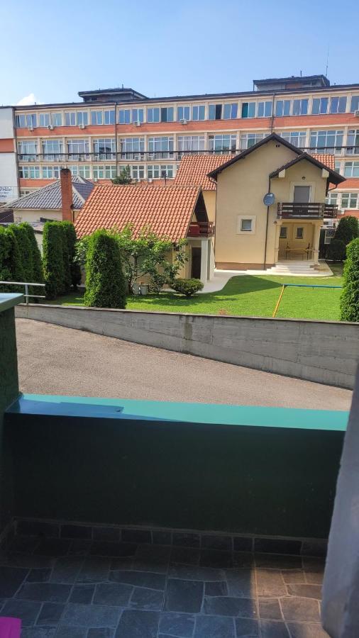 Stan Na Dan Loznica Apartment Екстериор снимка